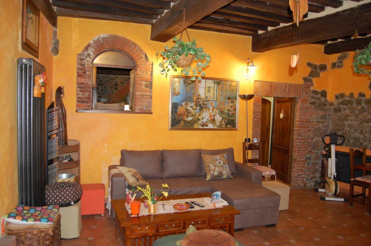 Casa Arcobaleno Apartment บาญญี ดี ลุกกา ภายนอก รูปภาพ